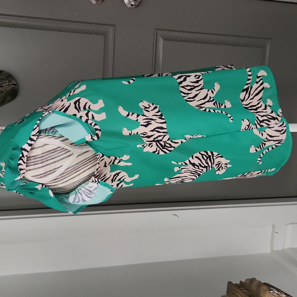 BIBI Tiger Print Blouse - Picture 3 of 5